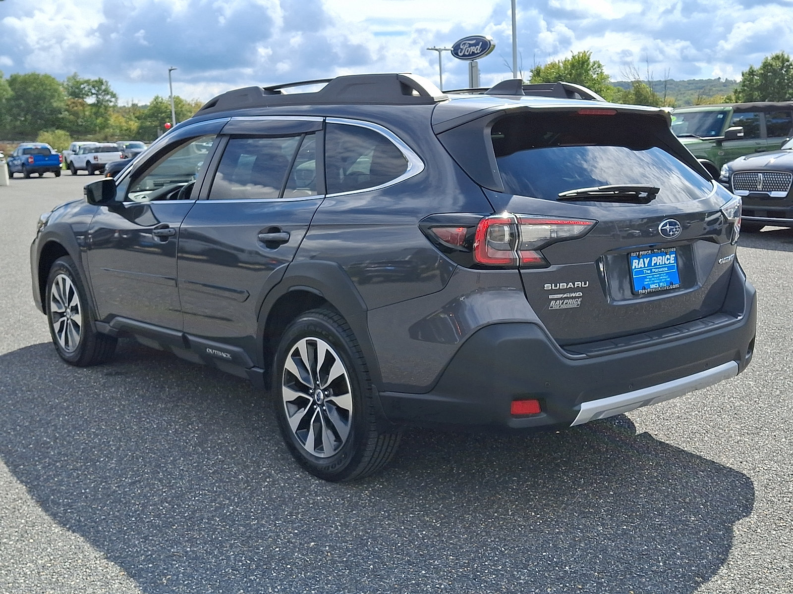 Used 2023 Subaru Outback Limited AWD/4WD image 5