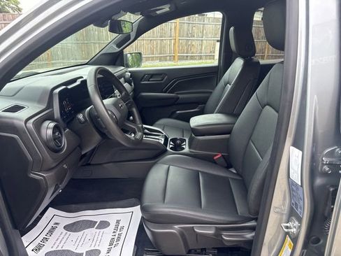 Used 2024 Chevrolet Colorado Trail Boss w/ Advanced Trailering Package AWD/4WD image 10