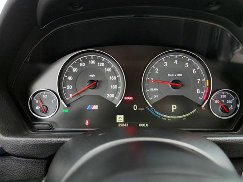 Used 2015 BMW M4 Coupe RWD image 15