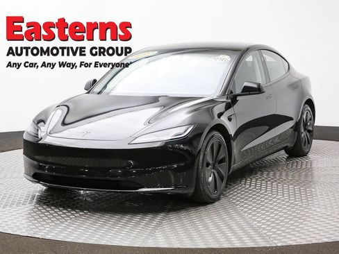 Used 2024 Tesla Model 3 Standard Range RWD image 1