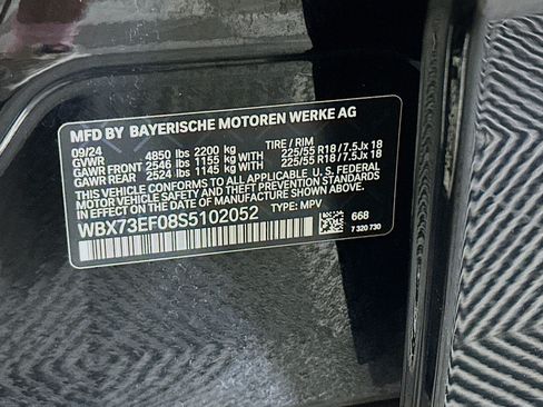 Used 2025 BMW X1 xDrive28i AWD/4WD image 12