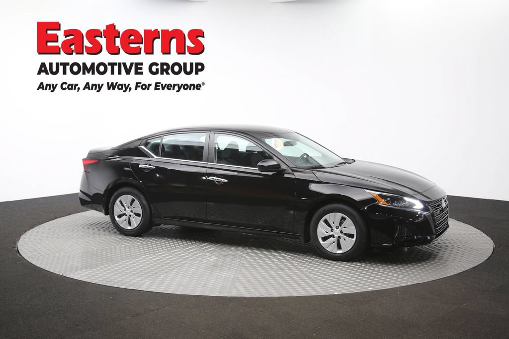 Used 2023 Nissan Altima 2.5 S FWD image 48