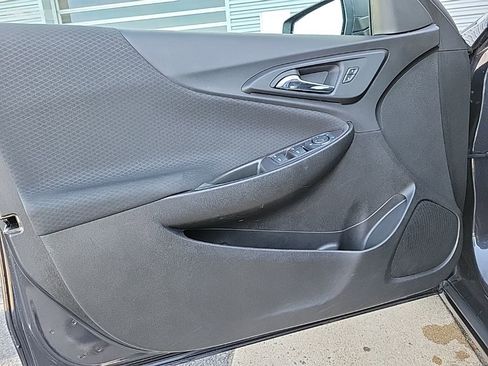 Used 2022 Chevrolet Malibu LS image 21