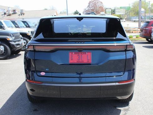 Used 2024 Jeep Wagoneer Launch Edition image 27