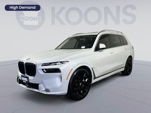 Used 2023 BMW X7 xDrive40i AWD/4WD image 1