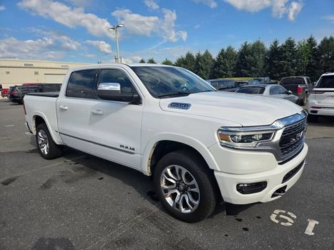 Used 2023 RAM 1500 Limited w/ Body Color Bumper Group AWD/4WD image 18