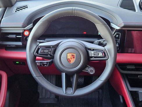 New 2025 Porsche Macan 4 Electric image 15