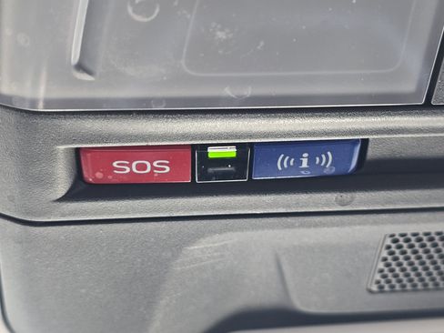 Certified 2024 Subaru Crosstrek 2.0i Premium image 25