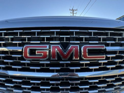 Certified 2023 GMC Acadia Denali image 30