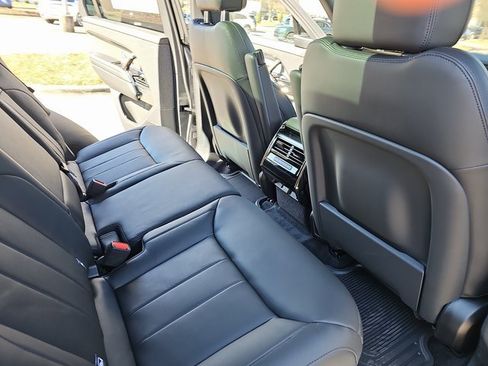Certified 2025 Land Rover Range Rover Sport image 11