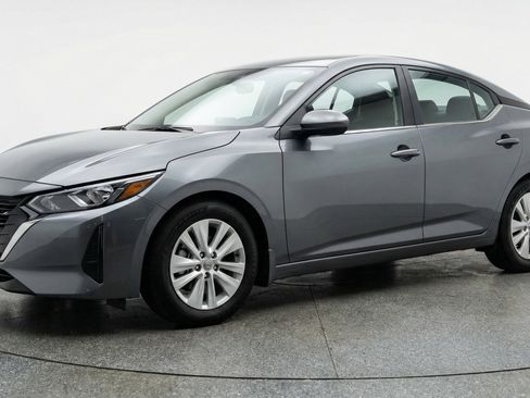 Used 2025 Nissan Sentra S FWD image 3