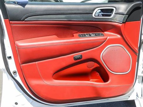 Used 2018 Jeep Grand Cherokee Trackhawk image 20