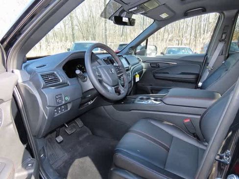 New 2025 Honda Ridgeline TrailSport image 2