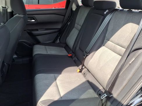 Used 2026 Nissan Rogue SV FWD image 14