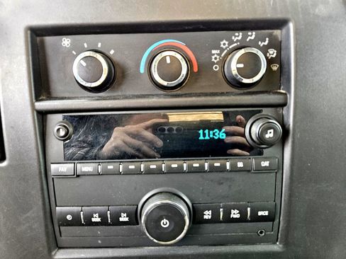 Used 2021 Chevrolet Express 3500 w/ Power Convenience Package image 37