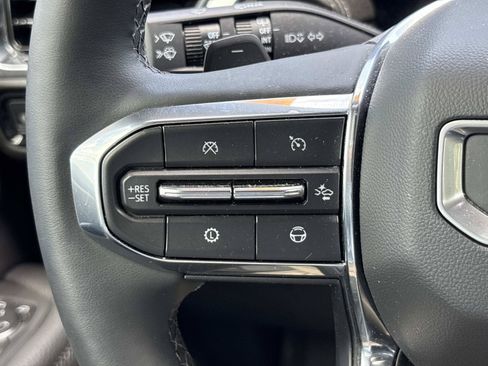 Used 2025 GMC Yukon Denali w/ Denali Reserve Package AWD/4WD image 20