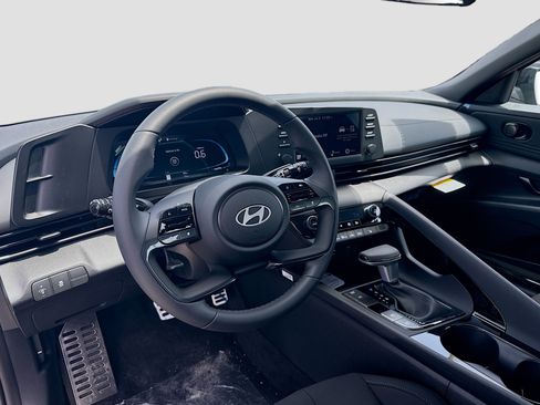 New 2026 Hyundai Elantra SEL Sport Premium FWD image 7