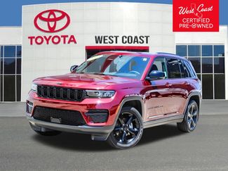 Used 2025 Jeep Grand Cherokee Altitude RWD video 1