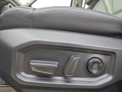 Used 2023 Toyota Tundra Limited image 16