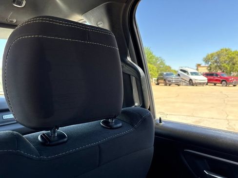 Used 2025 RAM 1500 Big Horn AWD/4WD image 35
