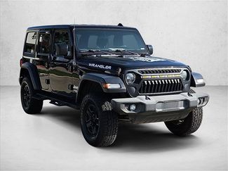 Used 2018 Jeep Wrangler Unlimited Sport S AWD/4WD video 3