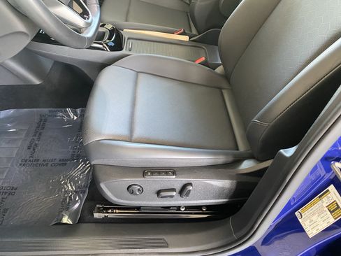 Certified 2022 Volkswagen ID.4 Pro S RWD image 36