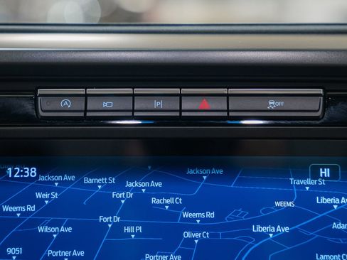 Certified 2024 Ford F150 Lariat w/ Equipment Group 502A High image 28