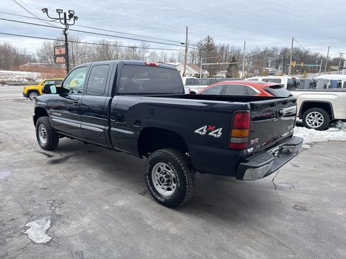 Used 2005 GMC Sierra 2500 SLE w/ Snow Plow Prep Package image 4