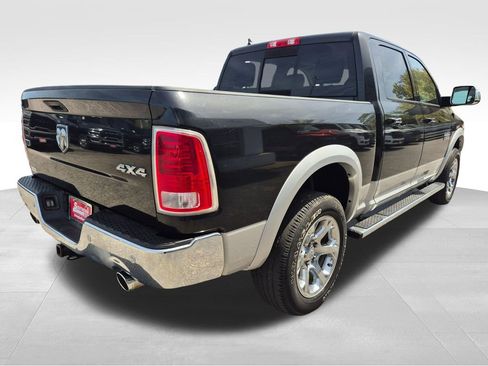 Used 2017 RAM 1500 Laramie w/ Convenience Group image 10