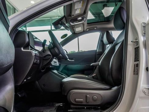 Used 2026 Hyundai Kona Limited FWD image 51