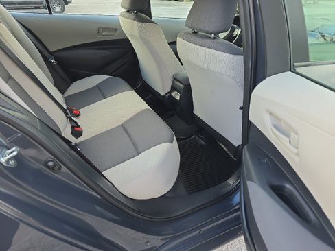 Used 2023 Toyota Corolla LE image 37