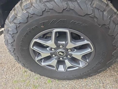 Used 2025 Ford Bronco Badlands AWD/4WD image 10