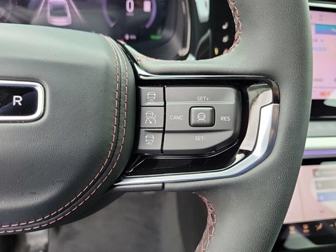 Used 2024 Jeep Wagoneer Launch Edition AWD/4WD image 26