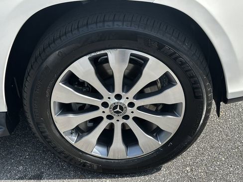Used 2017 Mercedes-Benz GLS 450 4MATIC image 14