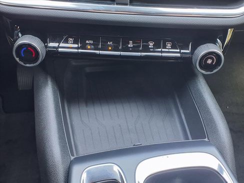 Used 2025 Chevrolet Equinox EV LT image 18