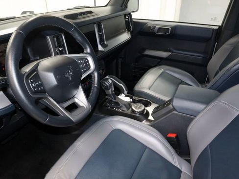Used 2023 Ford Bronco Outer Banks image 24