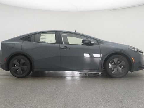 New 2026 Toyota Prius Plug-In Hybrid image 27