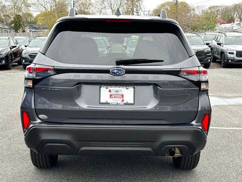Certified 2025 Subaru Forester Premium AWD/4WD image 6