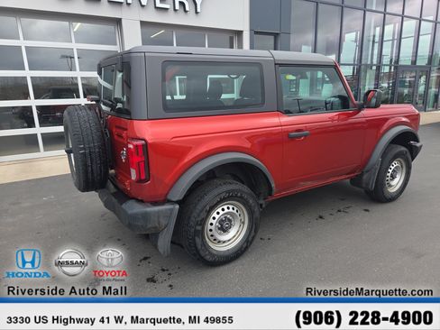 Used 2022 Ford Bronco 2-Door AWD/4WD image 9