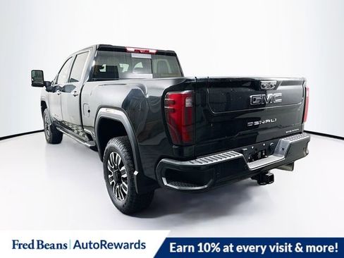 New 2025 GMC Sierra 2500 Denali Ultimate image 4