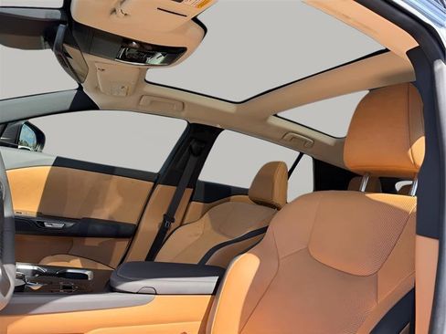 Used 2025 Lexus RZ 300e 300e Premium w/ Accessory Package (Z1) image 18