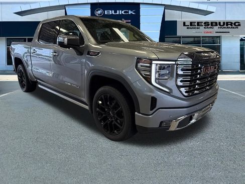 Used 2023 GMC Sierra 1500 Denali w/ Denali Reserve Package AWD/4WD image 1