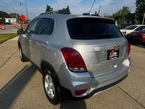 Used 2018 Chevrolet Trax LT w/ LT Convenience Package AWD/4WD image 10