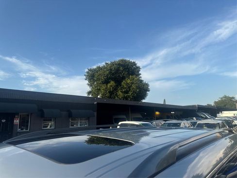 Used 2019 Nissan Armada SL w/ Premium Package AWD/4WD image 11