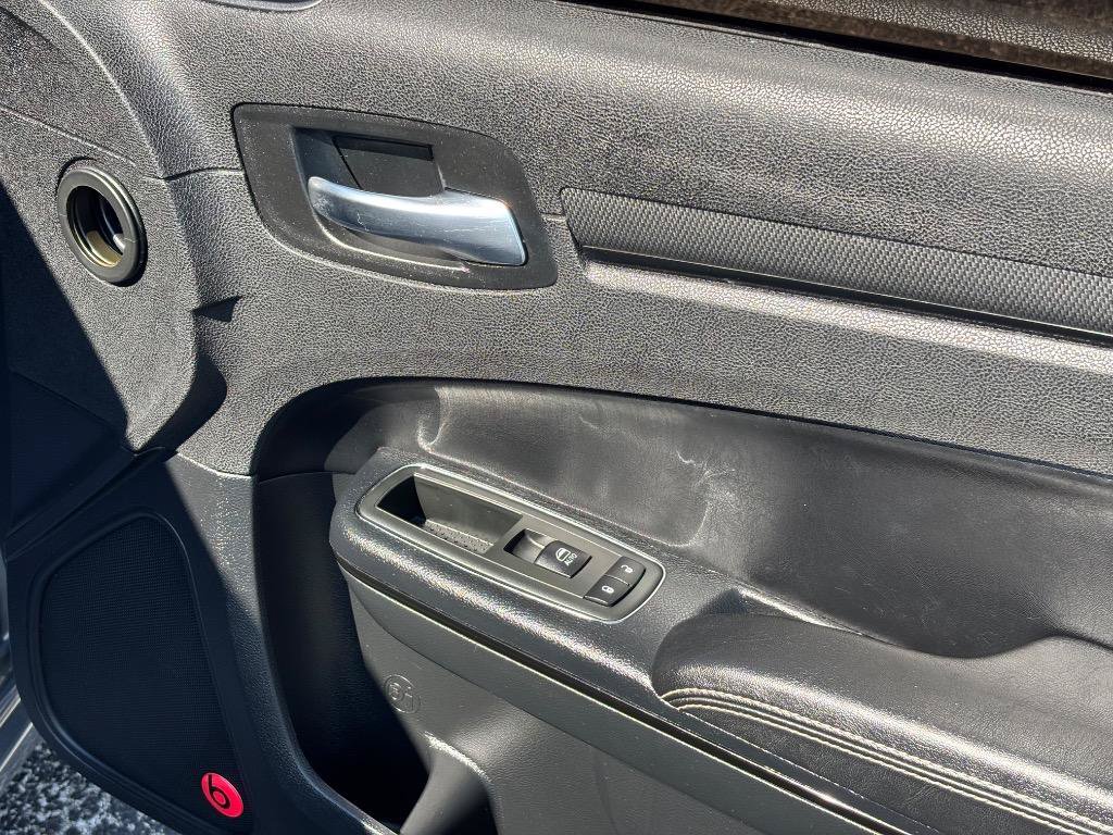 Used 2013 Chrysler 300 S RWD image 35