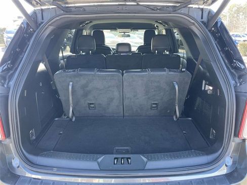 Used 2020 Ford Explorer XLT w/ Equipment Group 202A image 23