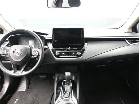 Used 2024 Toyota Corolla LE image 25