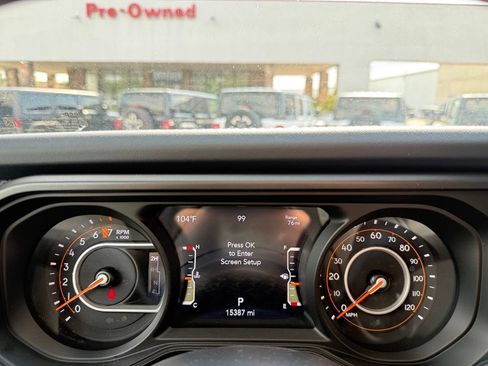 Used 2026 Jeep Gladiator Rubicon AWD/4WD image 14