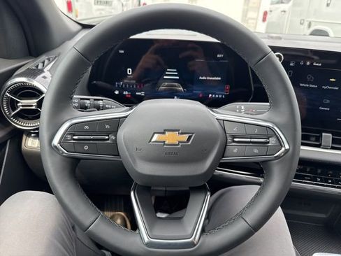 New 2026 Chevrolet Equinox LT w/ LPO, Floor Liner Package AWD/4WD image 9