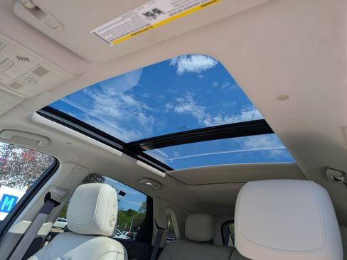 Used 2021 Cadillac XT5 Premium Luxury AWD/4WD image 19